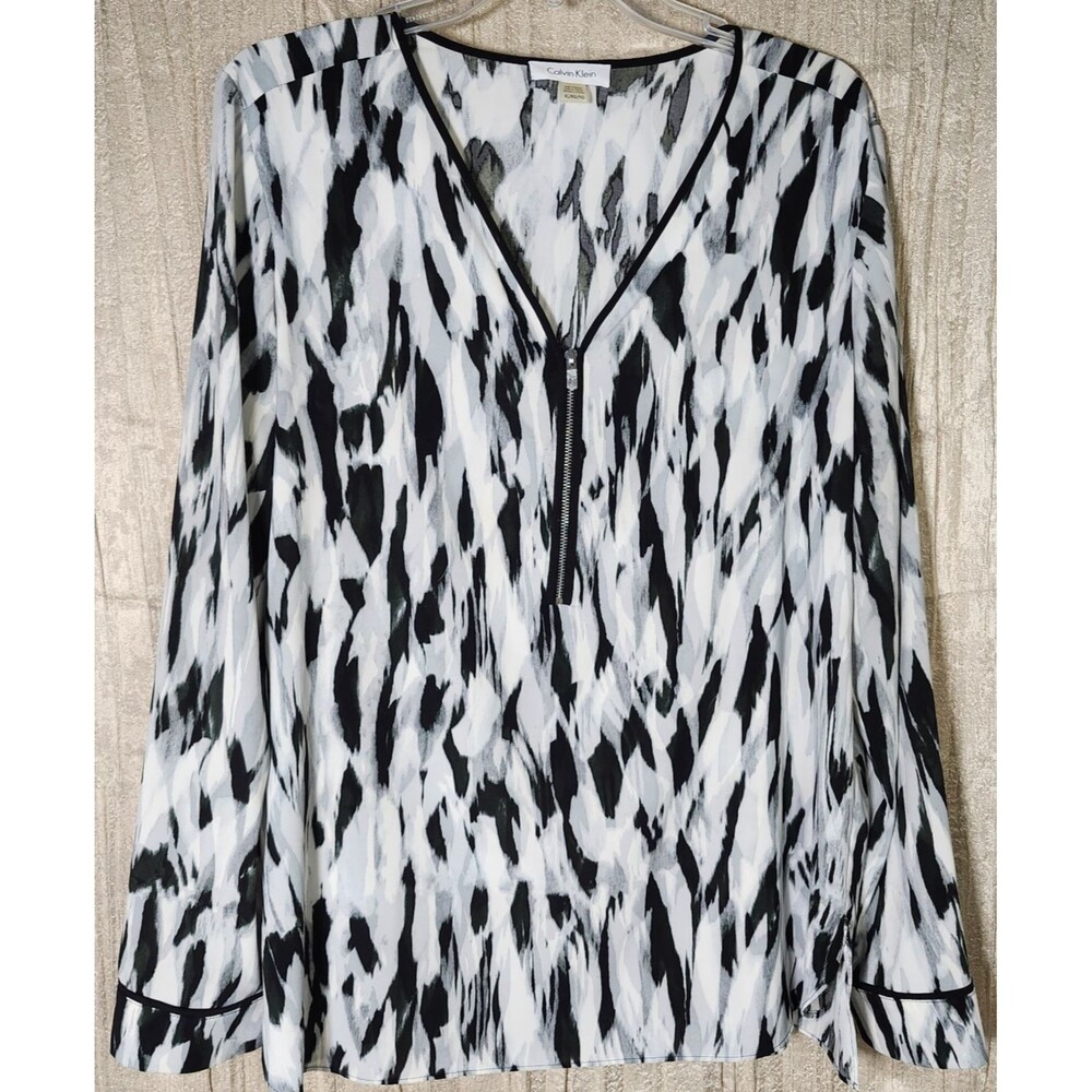 Calvin Klein Blouse Womens XL Black White Gray Long Sleeve V Neck Zip Abstract - Picture 2 of 6